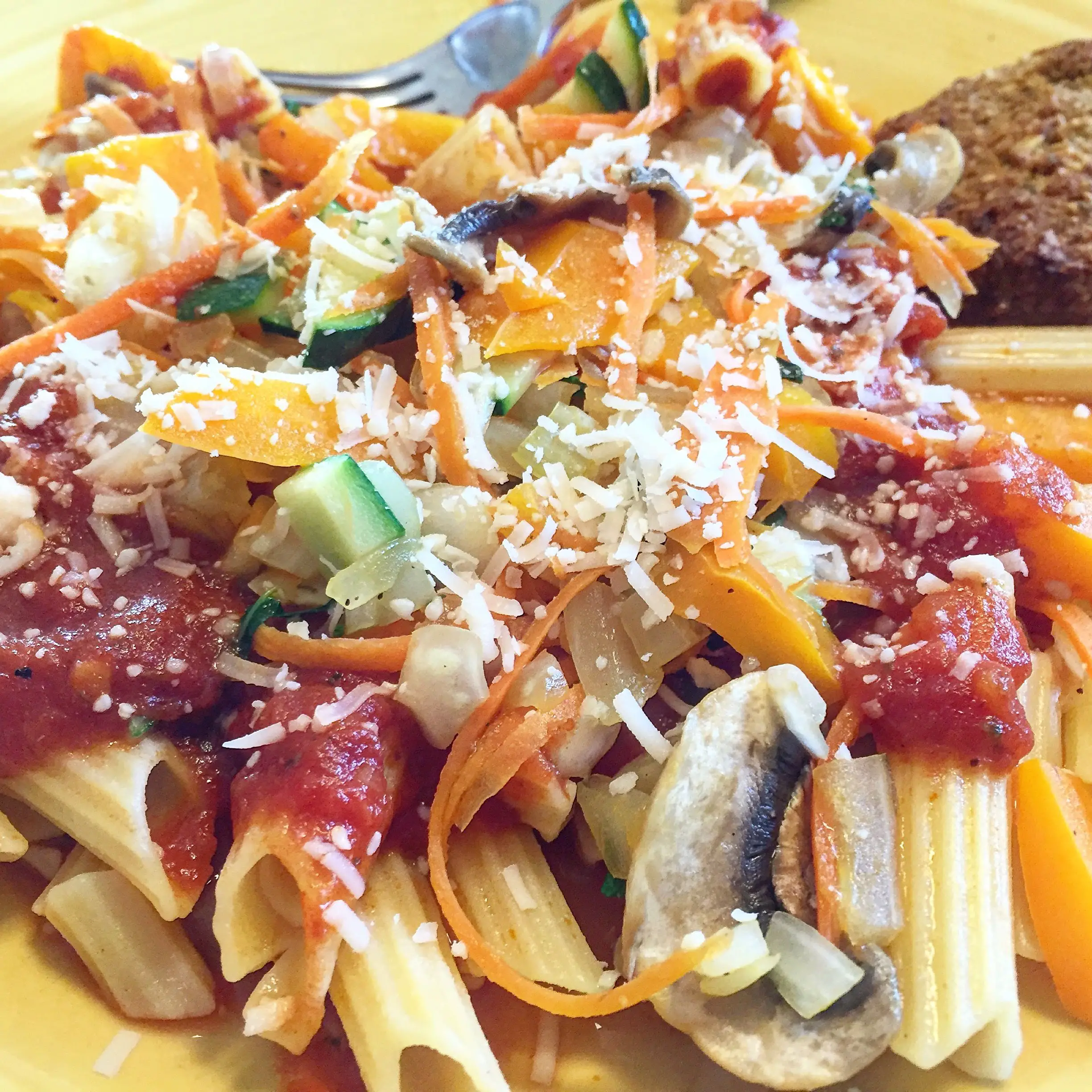 Gluten free pasta with marinara and sautéed veggies. Quick &  easy heart ...