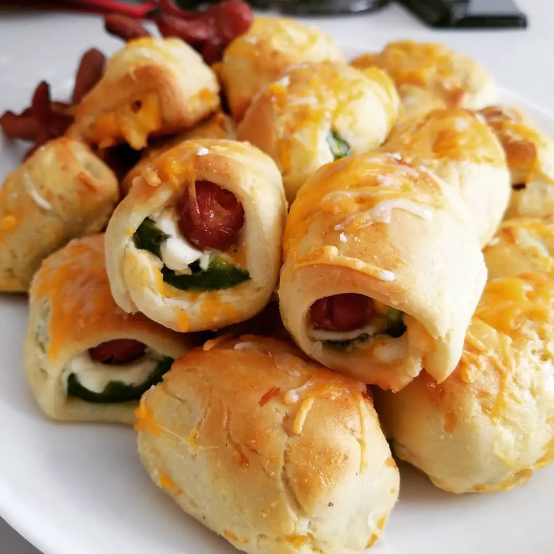 [Homemade] Pigs in a Blanket w/ Jalapenos Maple Cream Cheese &  Shredded ...
