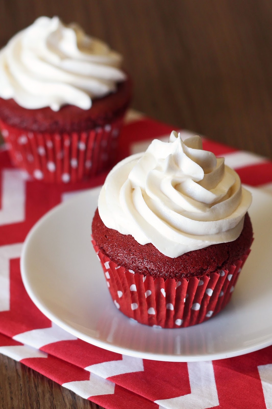 Sarah Bakes Gluten Free Treats: gluten free vegan red velvet cupcakes